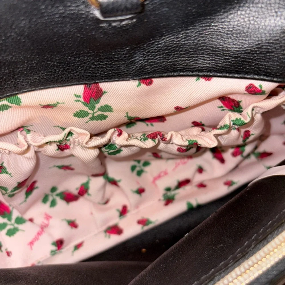 Betsey Johnson Black and Pink Bow Shoulder Bag - Picture 11 of 11